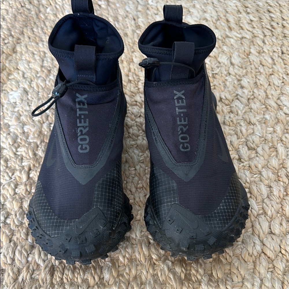 Nike ACG Mountain Fly Gore-Tex "Black" sneakers